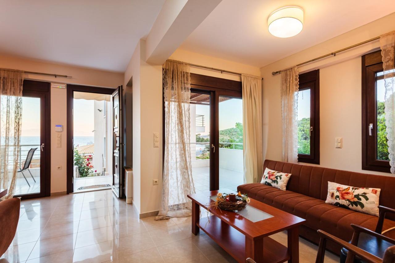 Seaside Getaway - Aelia Villa'S Dreamy Paradise Petalídhion Exterior foto
